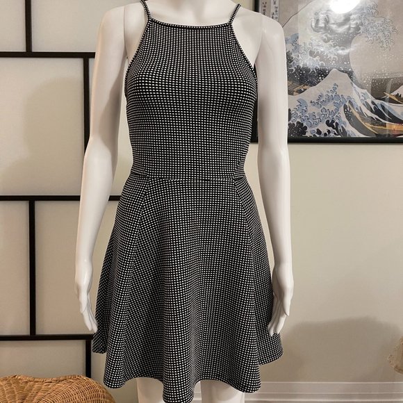 h&m dress - Picture 1 of 5